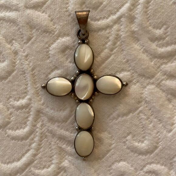 Cross Pendant with pearls and silver - Picture 1 of 6